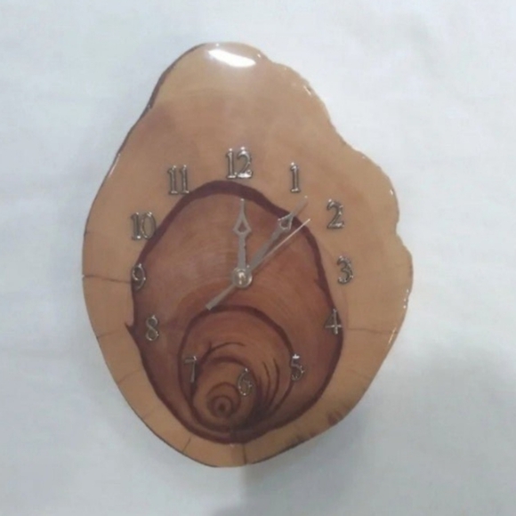 NEW Handmade Clock Made From Utah Juniper Rounds - Picture 2 of 8
